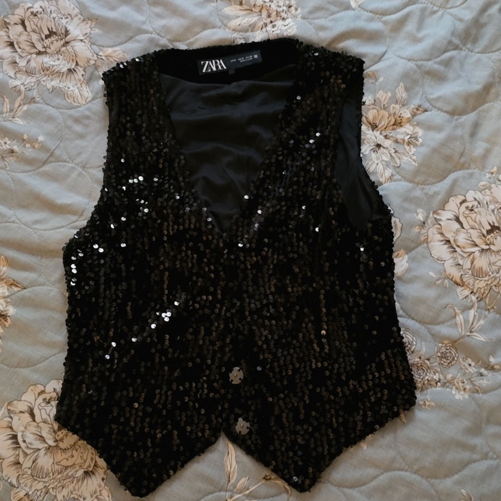 Zara black sequins vest size M